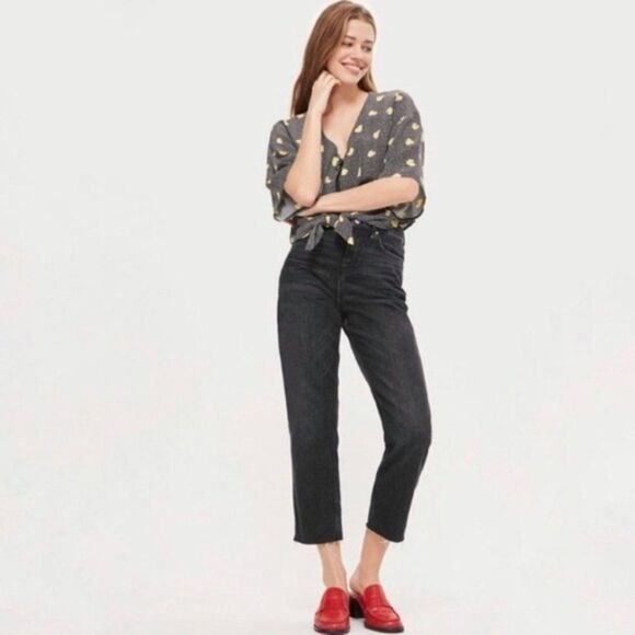 Topshop 'Zoe' Zip & Tie Front Crop Top - size 6 in Yellow Heart Print - Picture 3 of 16